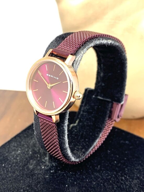 Bering Women\'s Watch 11022-969 Quartz Rose Gold Purple 22mm Mesh Steel Band main image 15